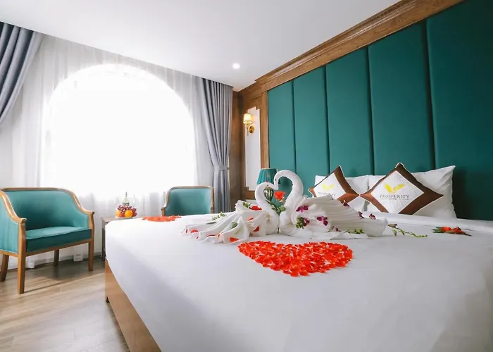 Prosperity Hotel Hạ Long